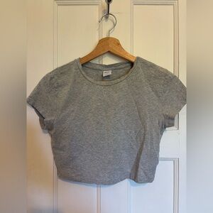 TNA/Aritzia Grey Women's Crop Top